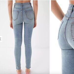 BDG Twig High-Rise Skinny Jean - size 25